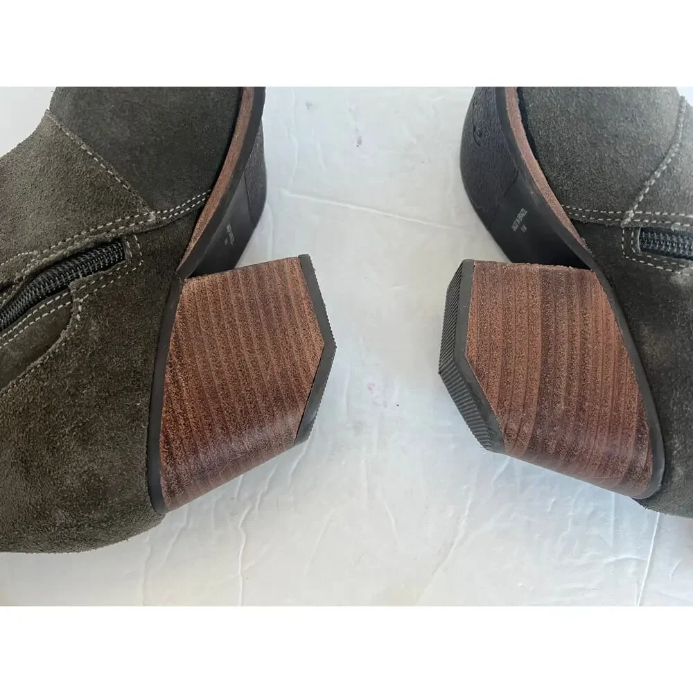 Matisse Laney Dark Gray Suede with Tassel Block Heel Side‎ Zip Ankle Boots Sz 8M